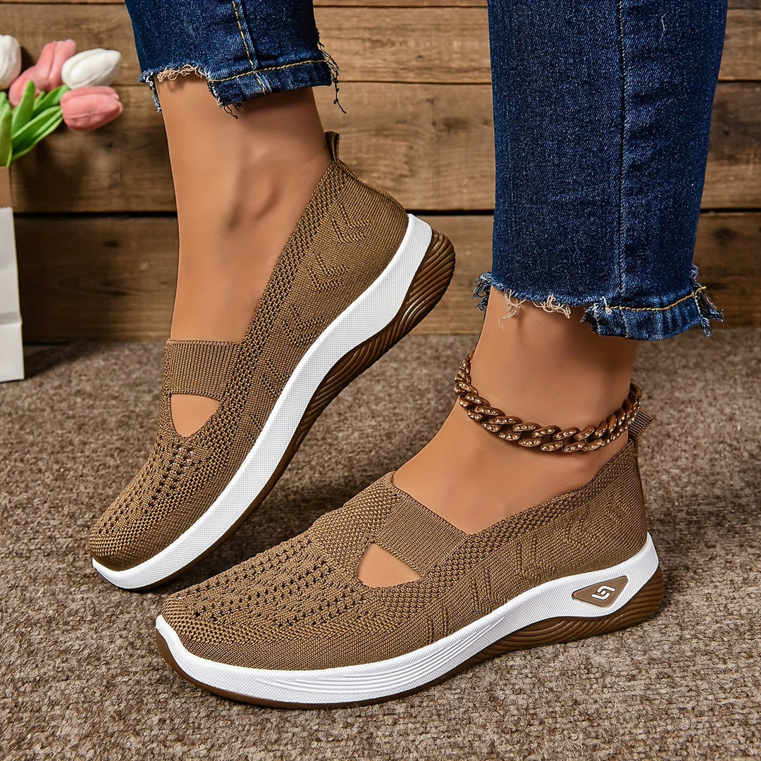 Anne – Wide-Fit Cushioned Walking Shoes