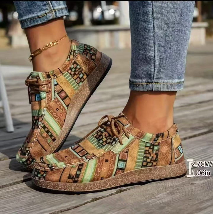 Joanne – Lightweight Patchwork Comfort Sneakers