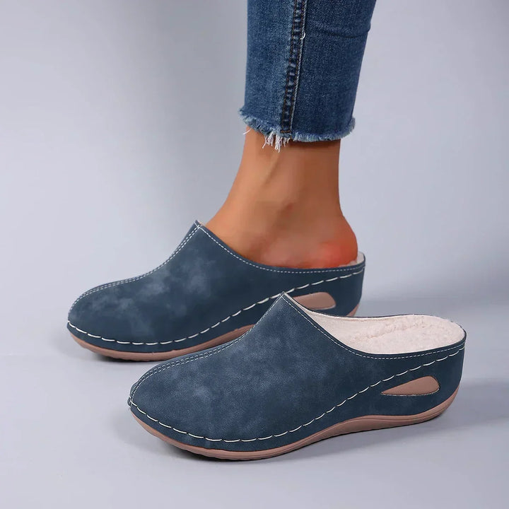 Gail – Supportive Cushioned Slippers